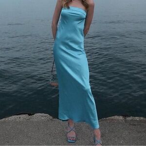 Elegant Blue Strapless Dress